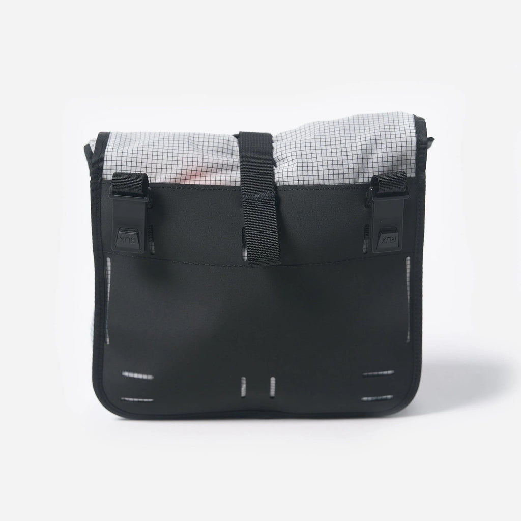 [[contain, #f3f3f3]] | RUX Packing Pocket Mesh 2L