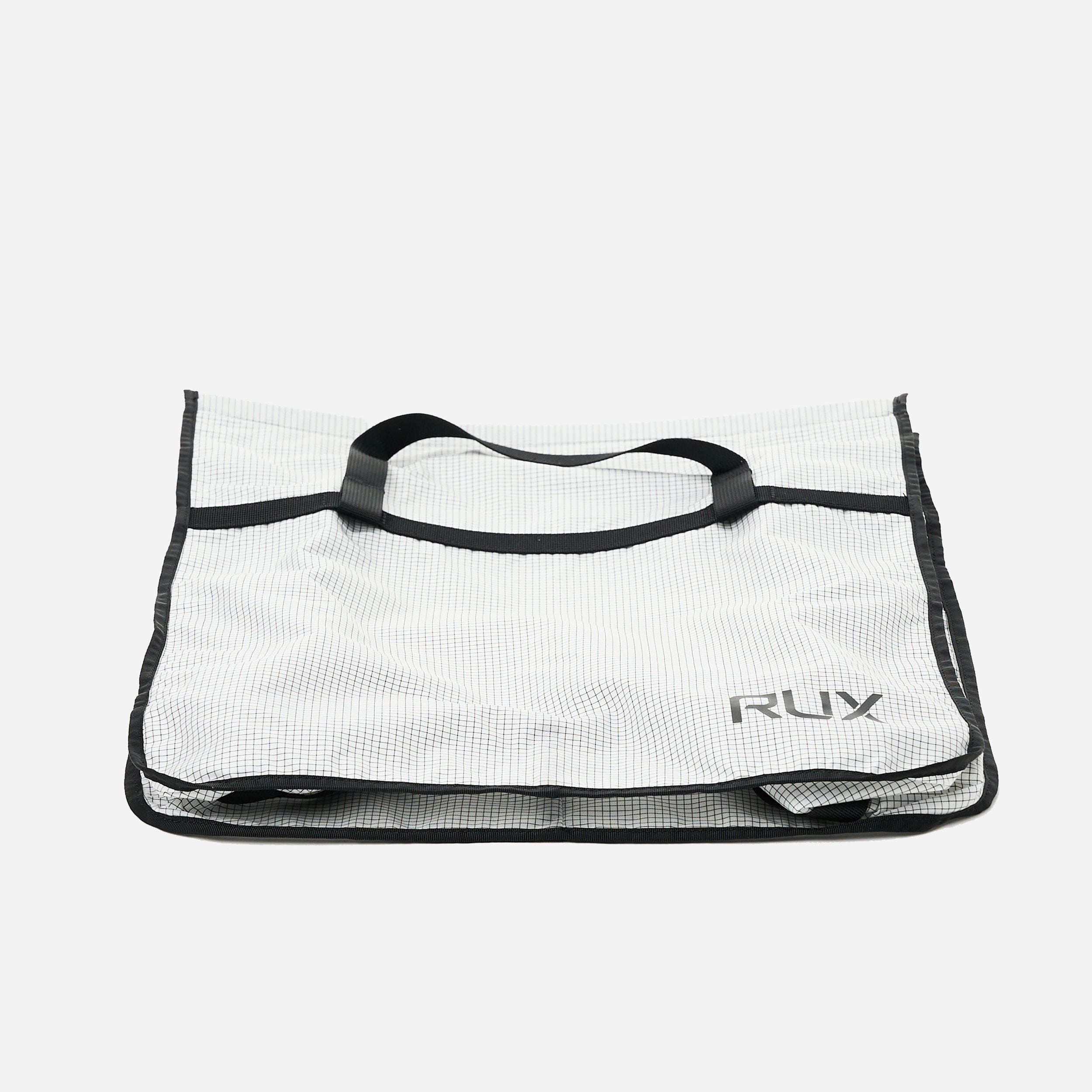 [[contain, #f3f3f3]] | RUX Packing Bag 20L