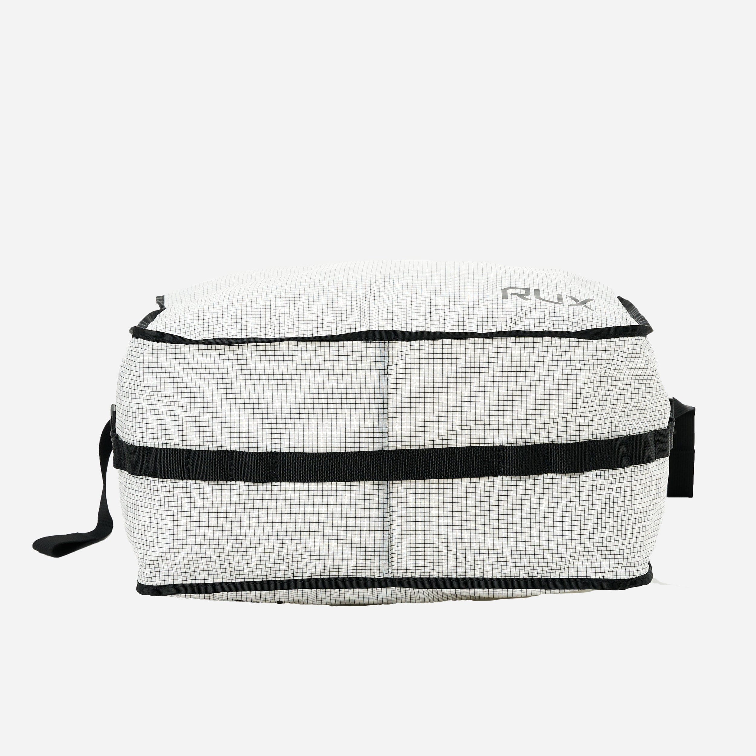 [[contain, #f3f3f3]] | RUX Packing Bag 20L