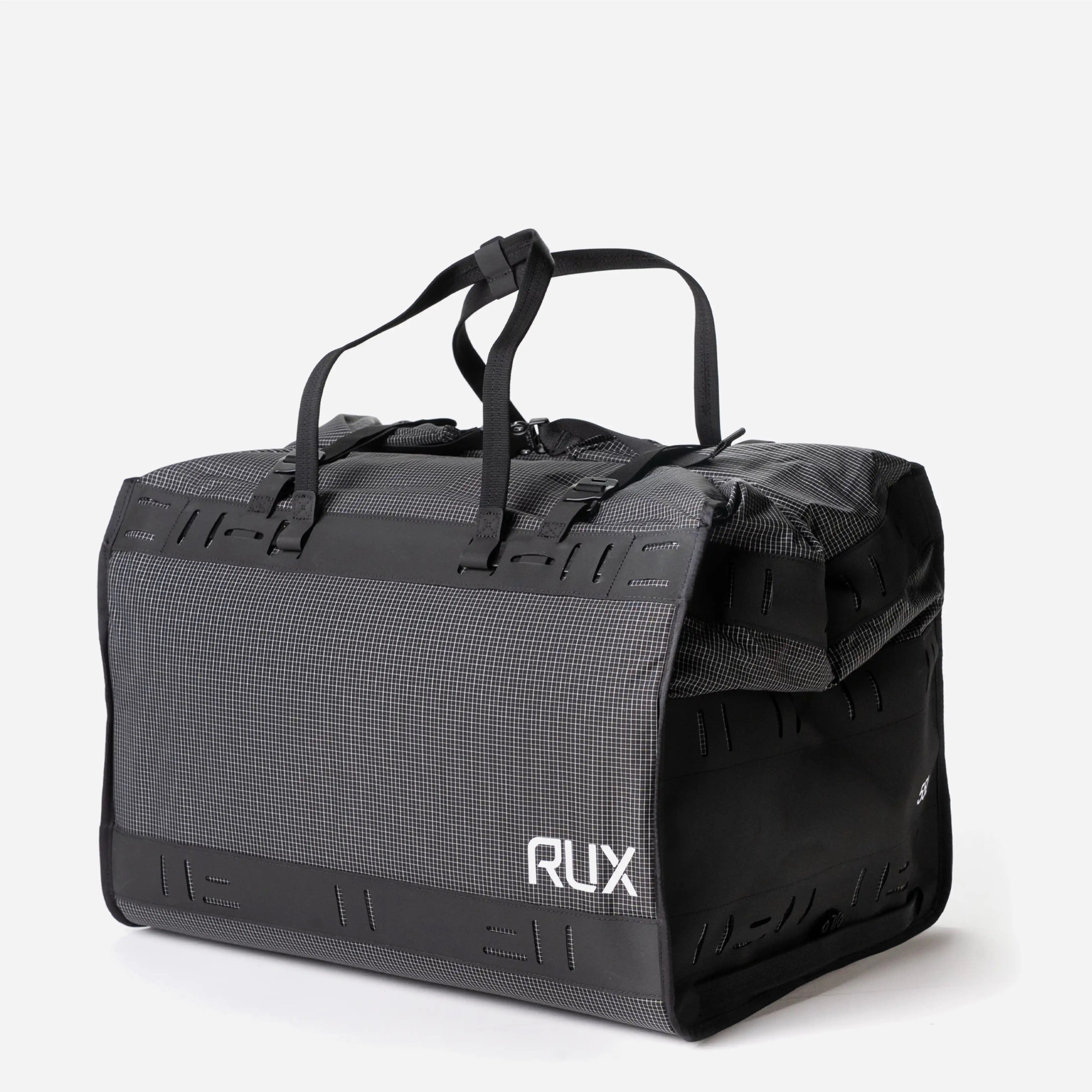 [[contain, #f3f3f3]] | RUX Duffel Box 55L - Black
