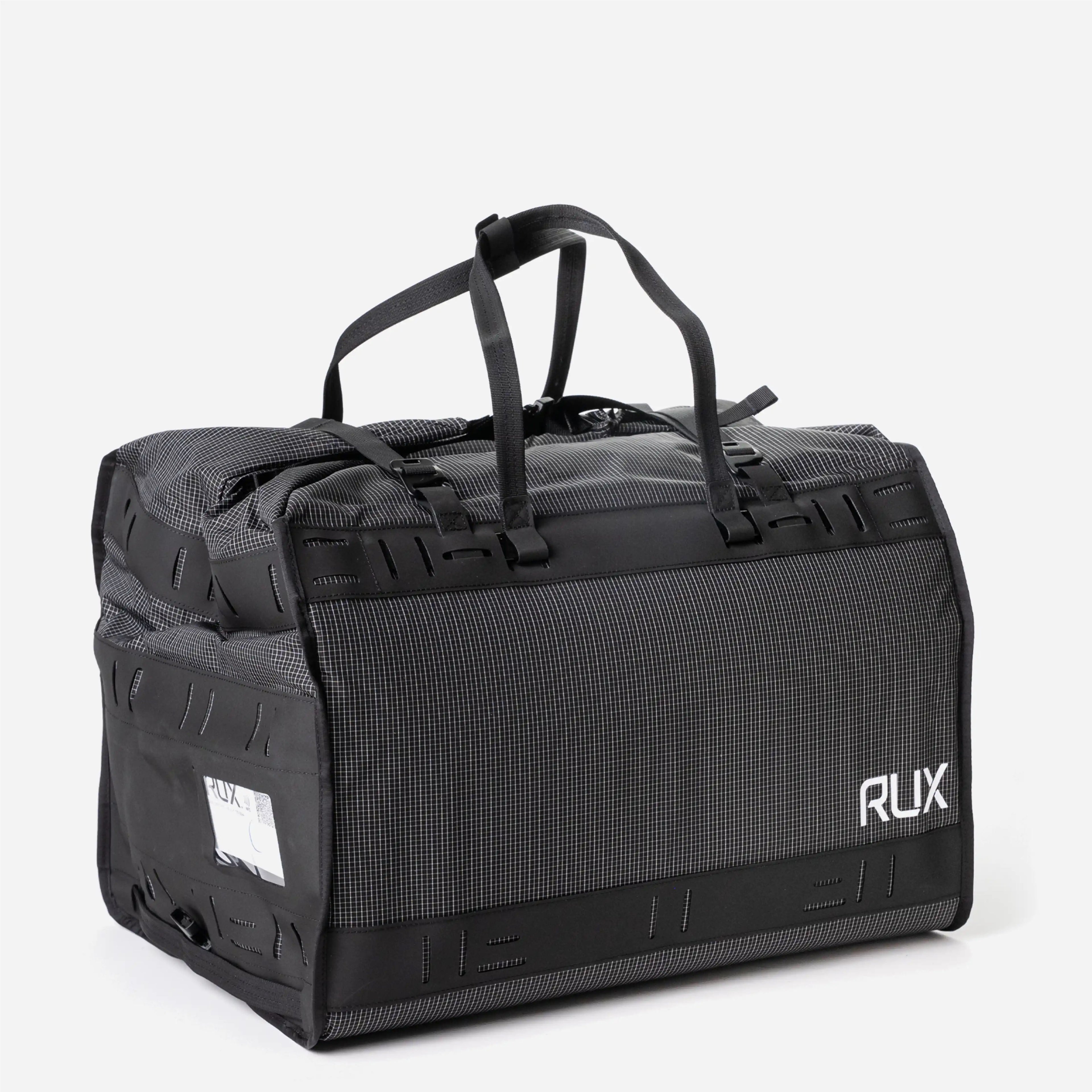 [[contain, #f3f3f3]] | RUX Duffel Box 55L - Black