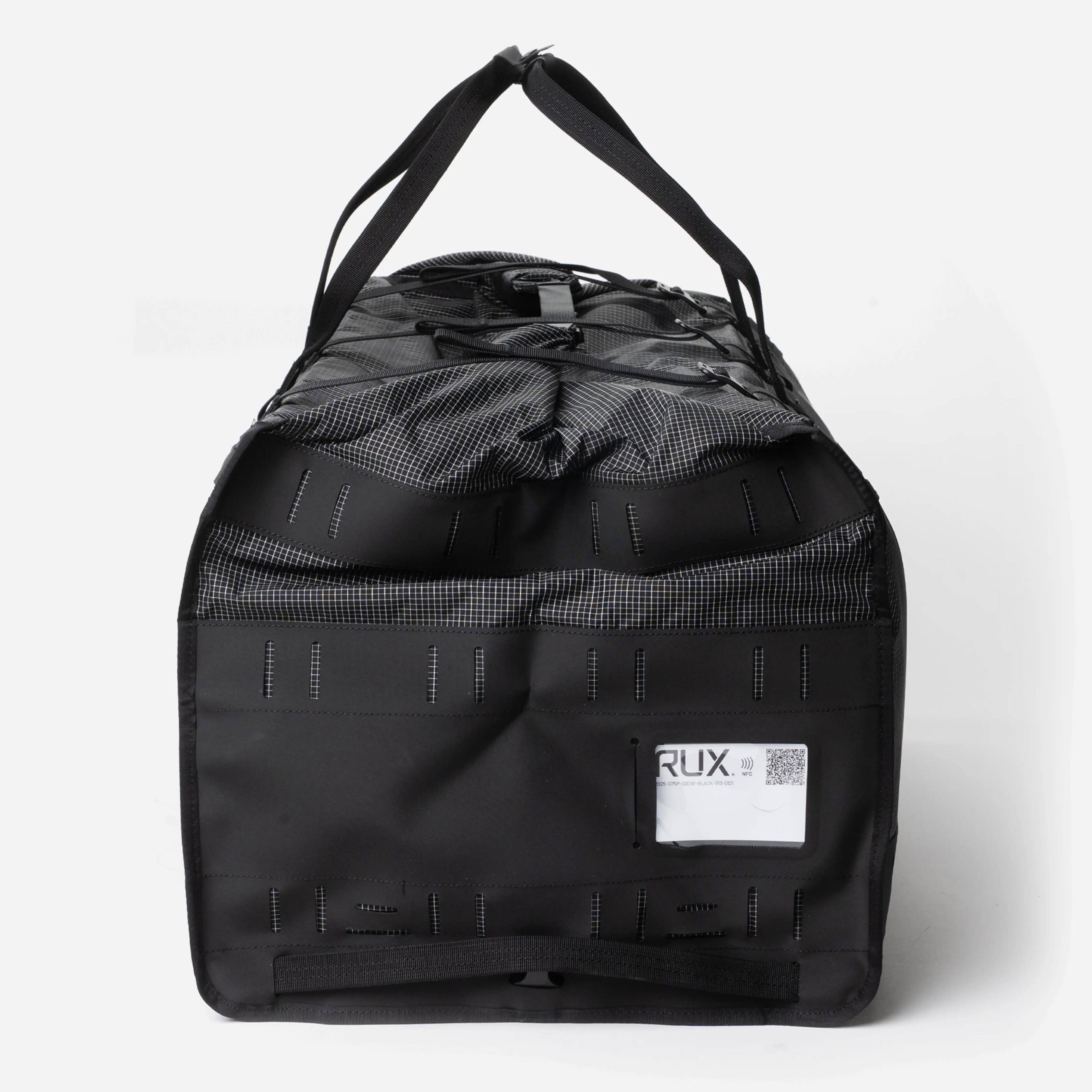 [[contain, #f3f3f3]] | RUX Duffel Box 75L - Black